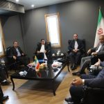 دیدار دکتر انوشیروانی با نمایندگان مجلس ،مدیران کل و اعضای هیات استان اردبیل/ تقدیر از ستاره های اردبیلی وزنه برداری