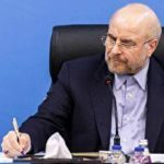بازوان پرتوان قهرمانان وزنه‌برداری، بذر امید به آینده را در دل مردم نشاند
